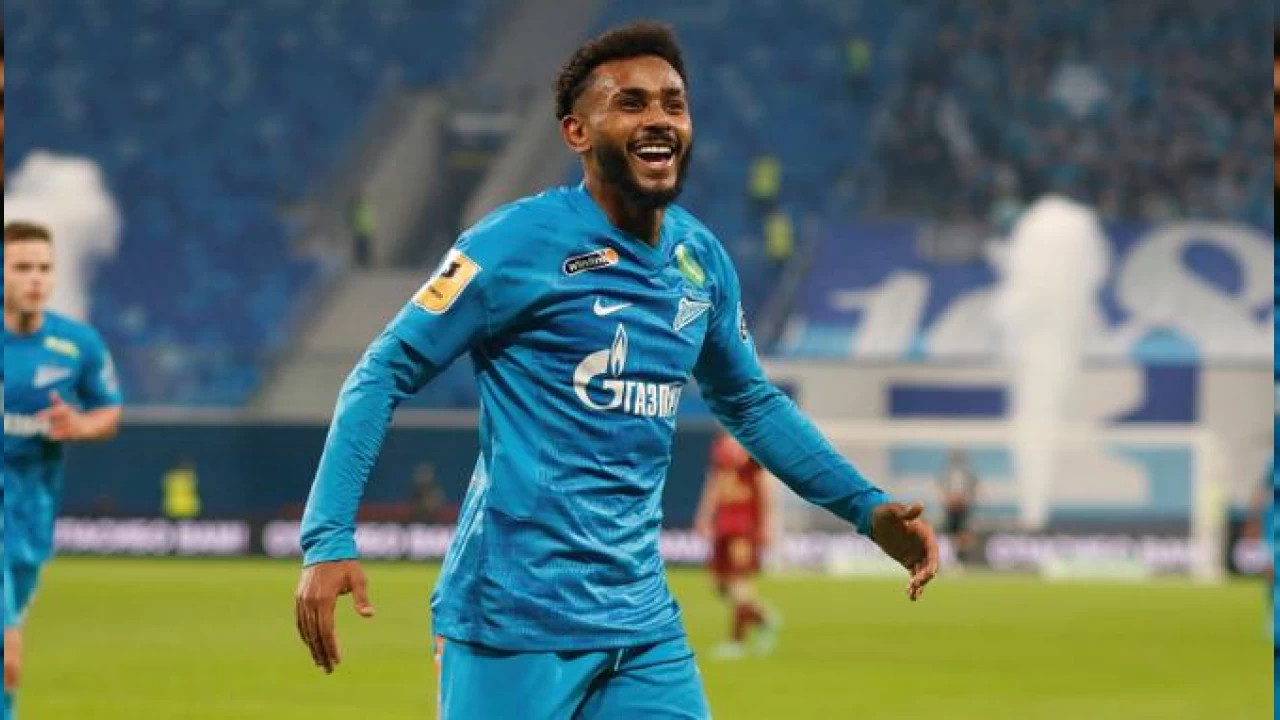 Zenit Wendel'i b�rakm�yor 