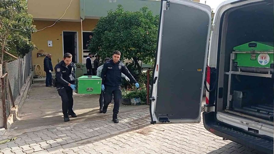 Ziyarete geldi�i akrabalar�n�n evinde cinayete kurban gitti
