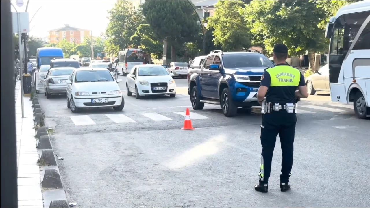 20-27 Haziran'da 2.7 milyon araç denetlendi