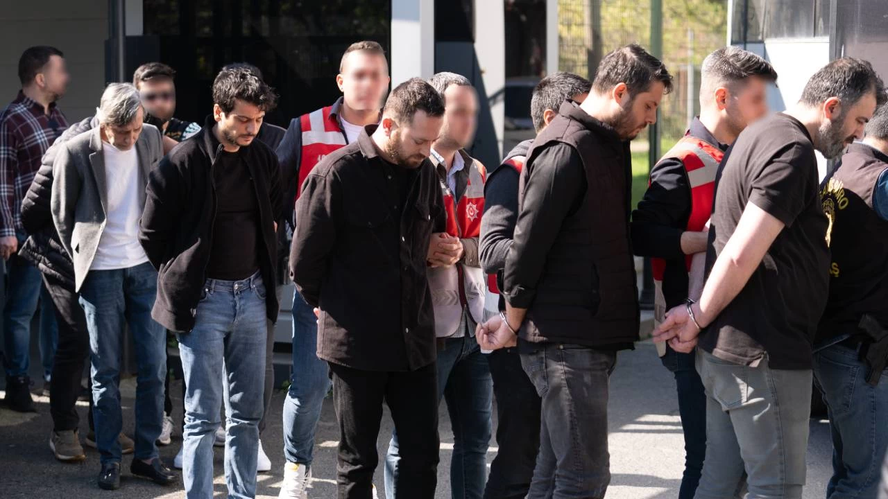 29 ki�inin hayat�n� kaybetti�i gece kul�b� facias�nda 8 ki�i tutukland�