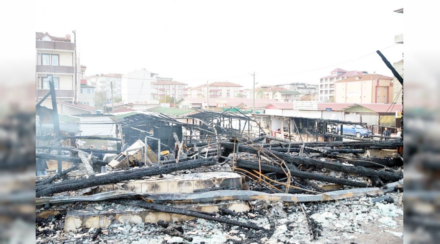 30 d�kkan bir gecede k�l oldu