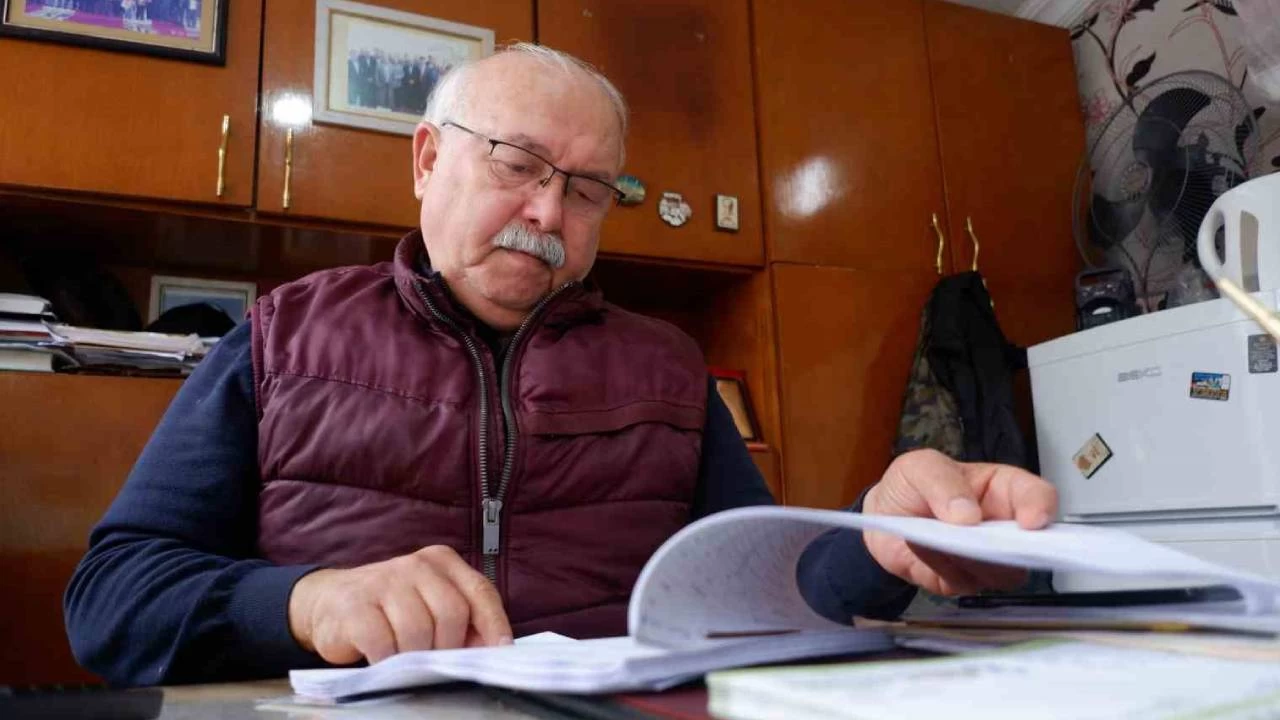 35 yllk muhtar 8. dnem iin yeniden aday oldu