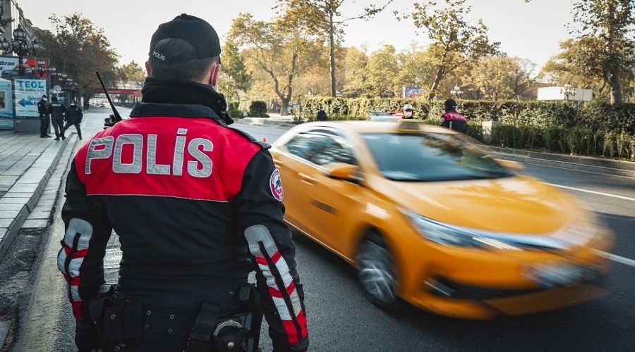 40 binden fazla ki�iye adli ya da idari i�lem yap�ld�