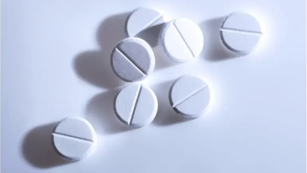 60 yaş üstü aspirin kullanımını faydaları ve riskleri tartışılıyor