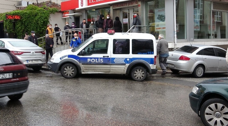 82 yaşındaki teyze son anda kurtuldu