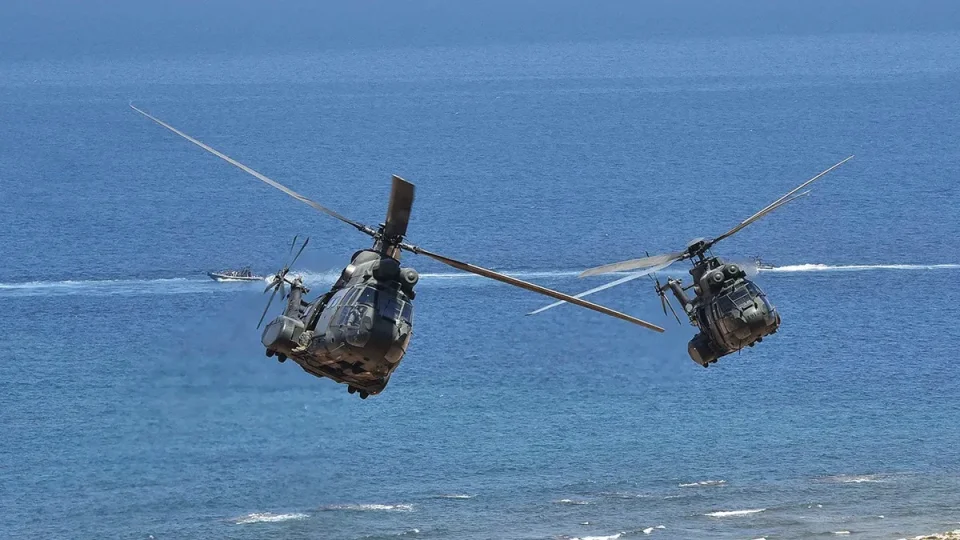 ABD bas�n�: '�ran'da ABD'ye ait 2 helikopter vuruldu'