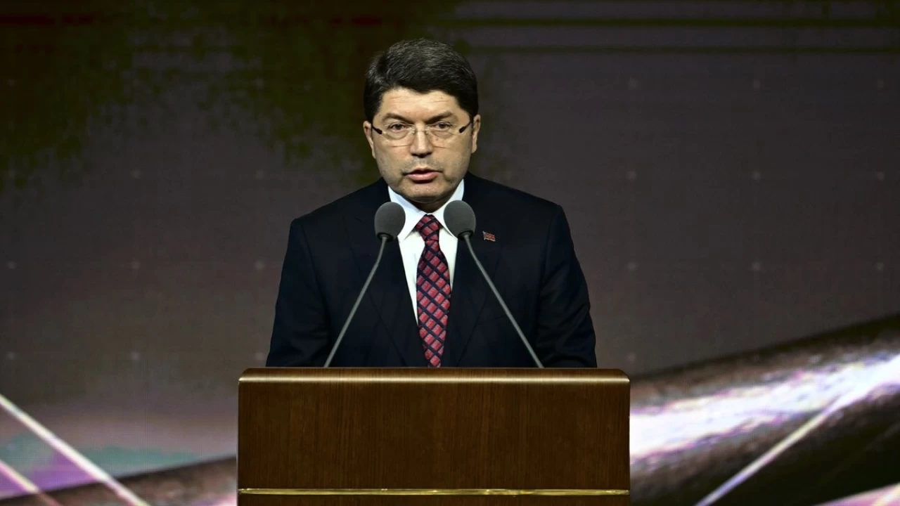 Adalet Bakanı Tunç: Bugün, yargı vesayetin emir eri değil, hukukun savunucusudur