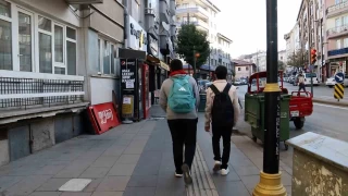 'Ar okul antalar ocuklarda skolyoz riskini artryor'