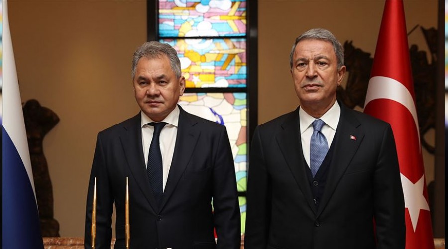 Akar ile Şoygu arasında kritik görüşme