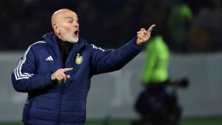 Al Nassr, talyan teknik direktr ile yollar ayrd