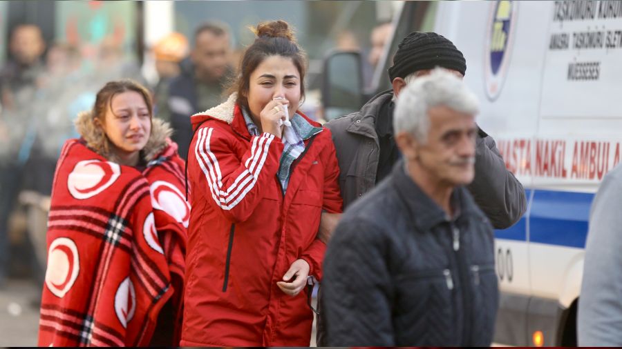 Amasra'da ac� �ok b�y�k, g�zya�� oluk oluk