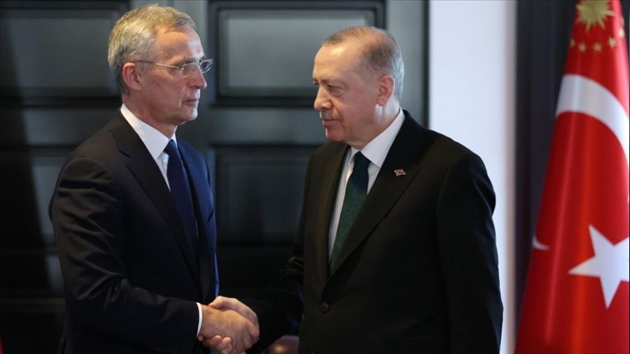 Ankara, NATO'nun geniþlemesine takoz koyacak mý?