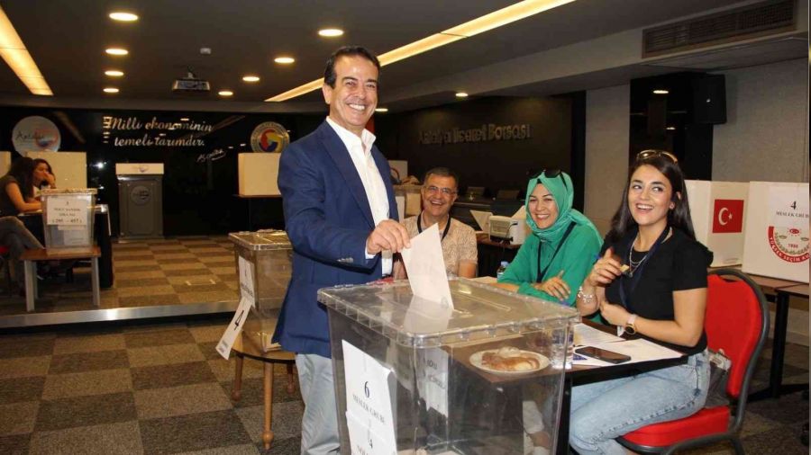 Antalya Ticaret Borsas seimini yapt