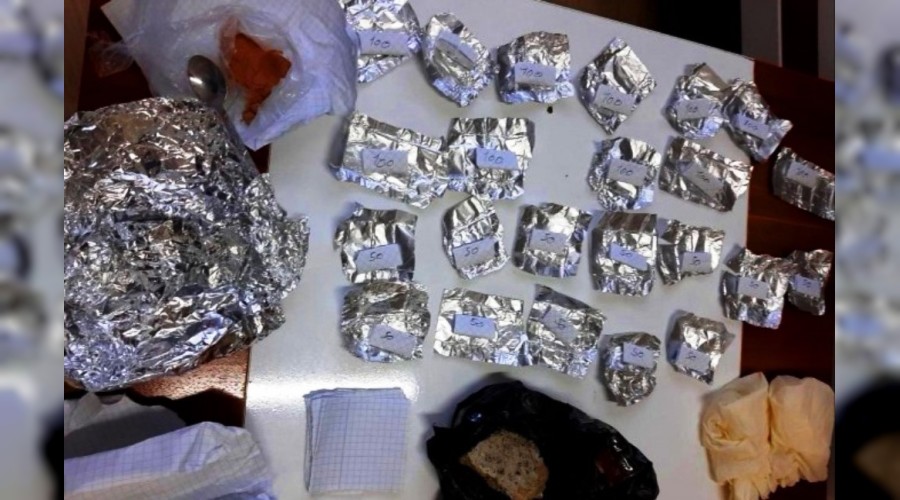 Arama yap�lan otomobilde eroin