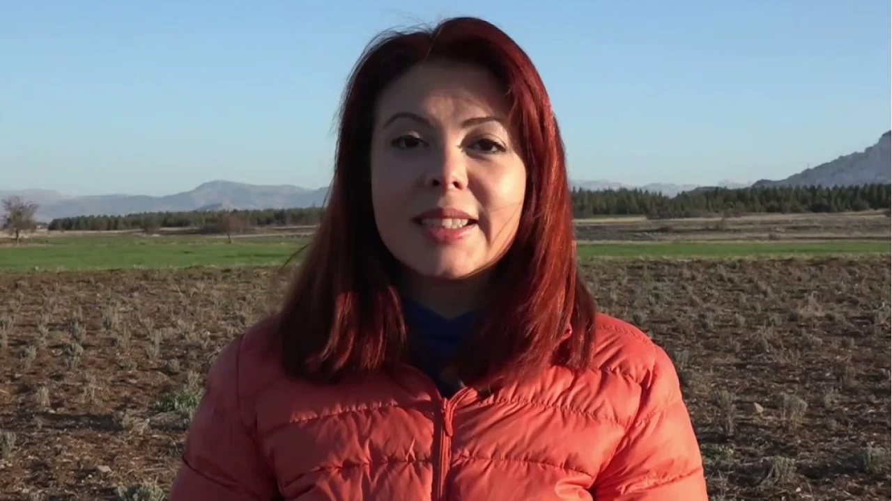 Askeri antropologdan 'Topra��n�z� yabanc�lara satmay�n' uyar�s�