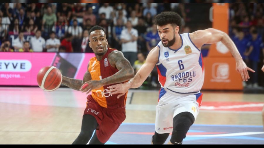 Aslan'dan son Avrupa şampiyonuna 35 sayı fark