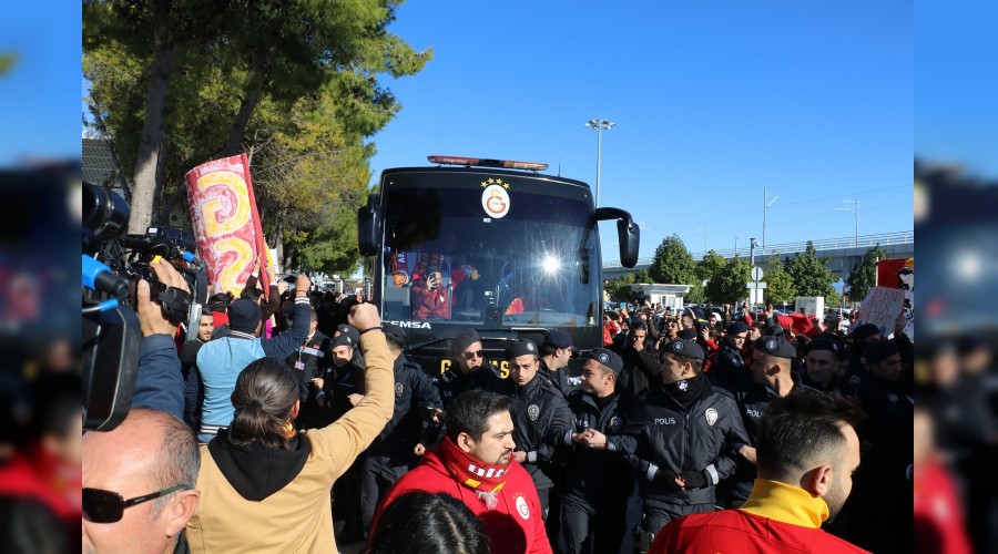 Aslan'ın Antalya kampı başladı