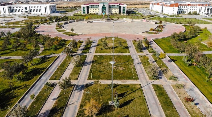 ASÜ Türkiye'de 5, dünyada 186. oldu