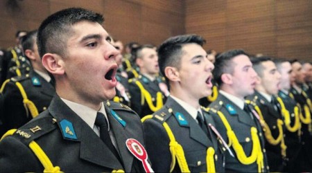 Atatürk'ün Kara Harp Okulu'na gelişinin 122. yıl dönümü kutlandı