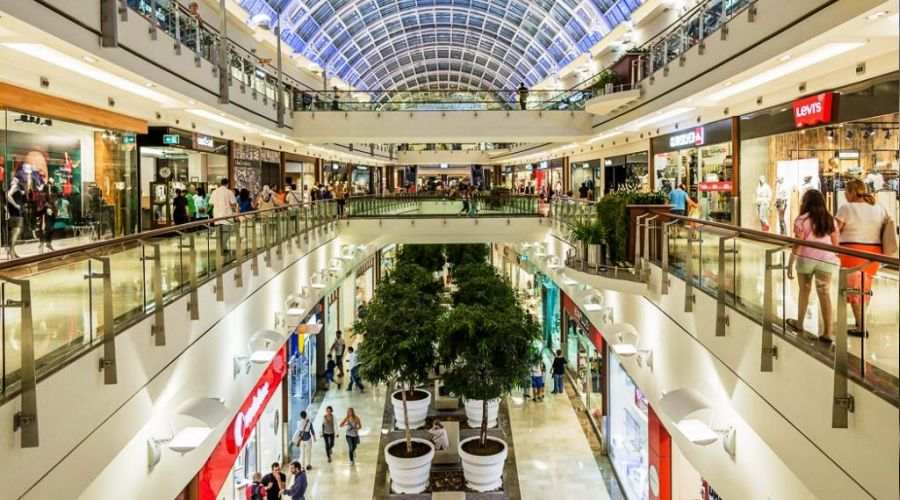 AVM'de 108 dükkan satışa çıktı