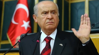 Bahçeli muhalif sesleri tek tek buduyor!