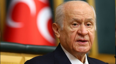 Bahçeli'den Kandil'e bayrak dikme çağrısı