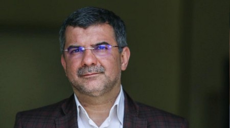 Bakan yardımcısı virüse yakalandı