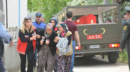 Balıkesir şehidine ağladı