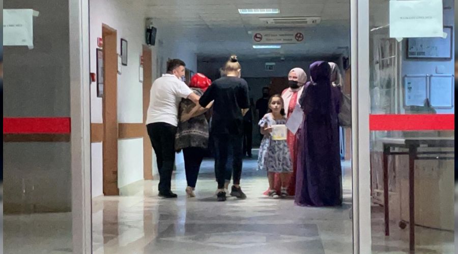 Balıkesir'de 33 kişi düğün yemeğinden zehirlendi