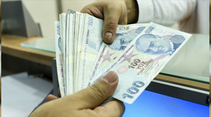 Bankalara bor� katlan�yor