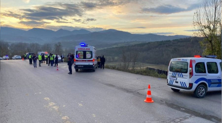 Bartın'da yolcu otobüsü devrildi: 39 yaralı
