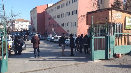 Başkent'te okul müdürü vuruldu