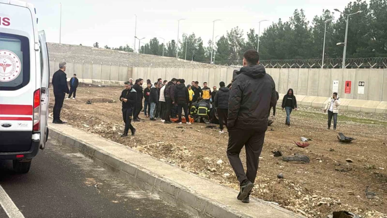 Batman'da otomobil takla attı: 2 yaralı