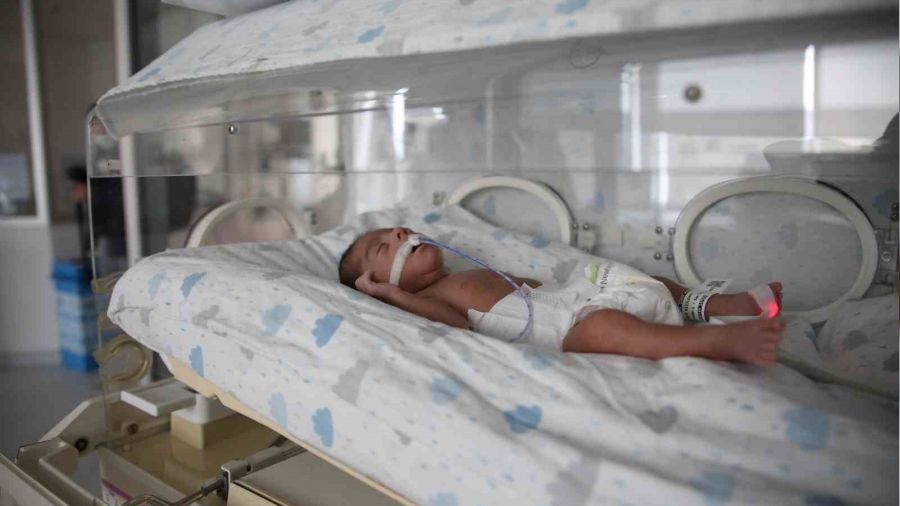 Bebekler, DNA e�le�mesi ile ailelerine teslim ediliyor