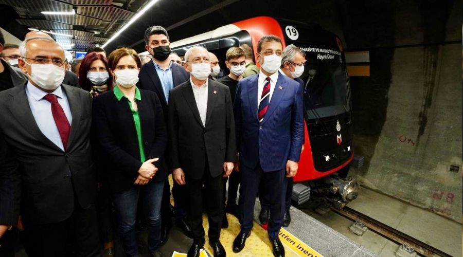 Beklenen metro hattı hizmete açıldı