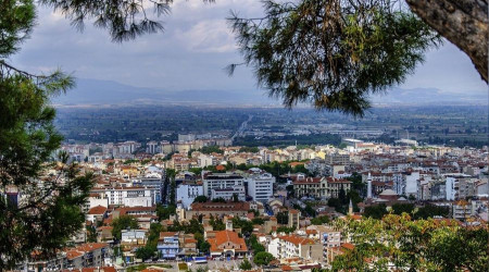 Belediyeye ait iş yerleri kiraya verilecek