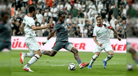 Beşiktaş Karagümrük'ü 10 kişiyle devirdi