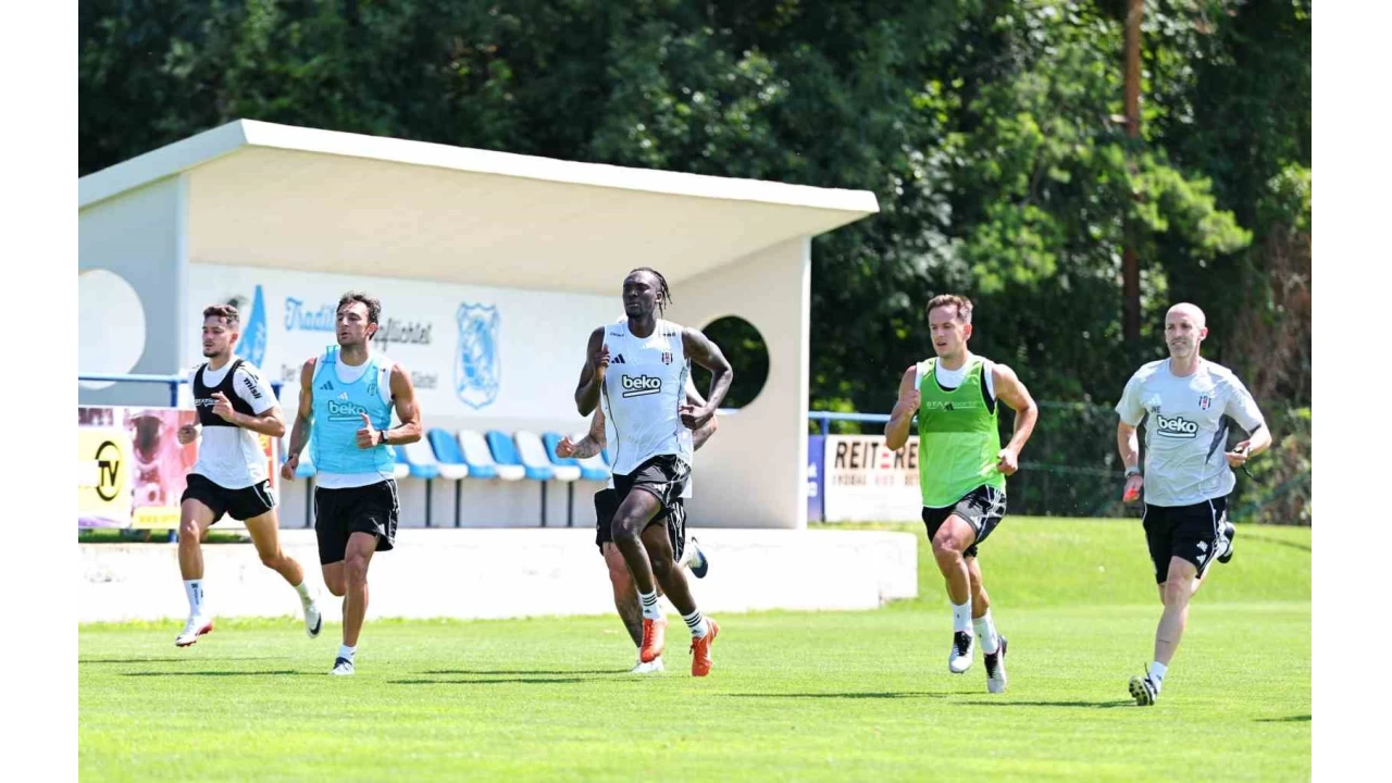 Beşiktaş yeni sezon hazırlıklarını sürdürüyor