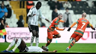 Beşiktaş'ta dikiş tutmuyor