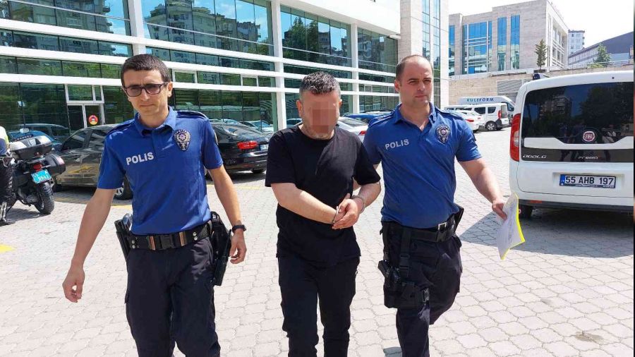 Baklanan ahs cezaevine karnn tutarak gitti