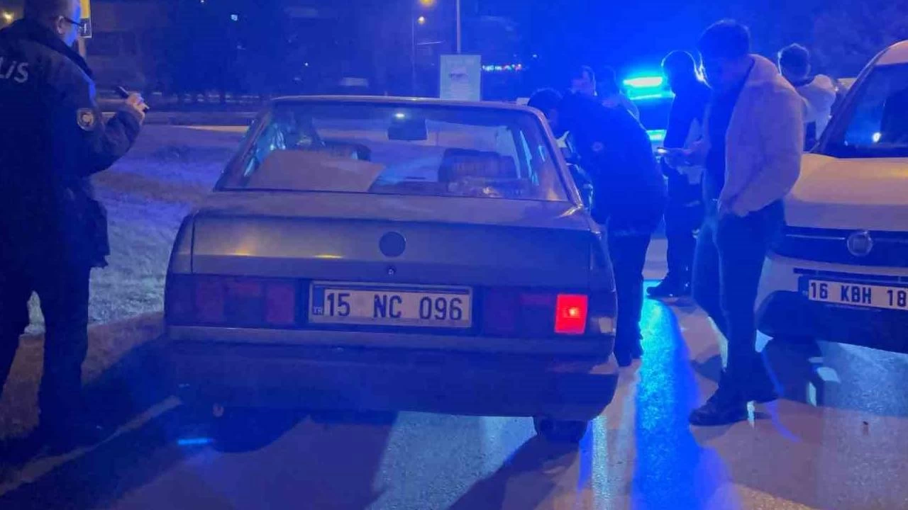 Bilecik'te otomobil �alan 3 �ocuk Bursa'da yakaland�