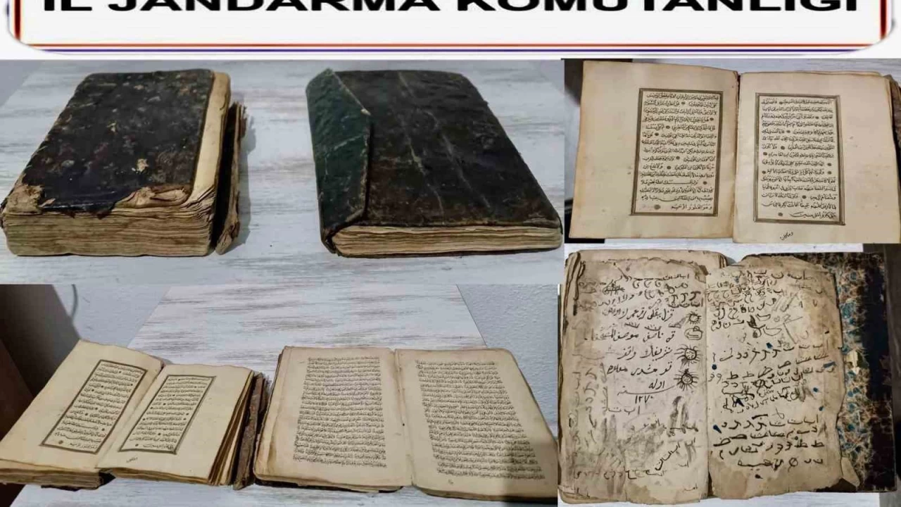 Bin yıllık Kur'an-ı Kerimleri satarken yakalandılar