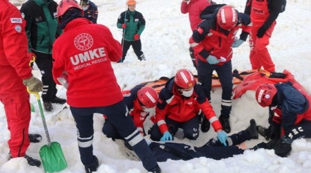 Bitlis'te geniş kapsamlı çığ tatbikatı