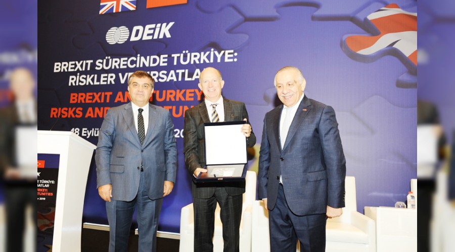 Brexit kafalar� kar��t�r�yor