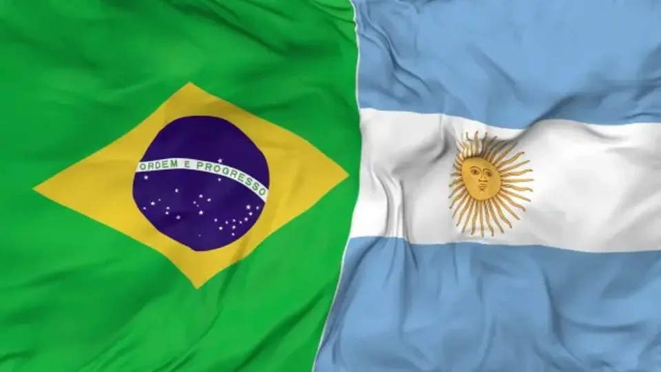 Brezilya, Arjantin lideri Milei'nin su�lamalar� �zerine Buenos Aires'teki b�y�kel�isini geri �a��rd�