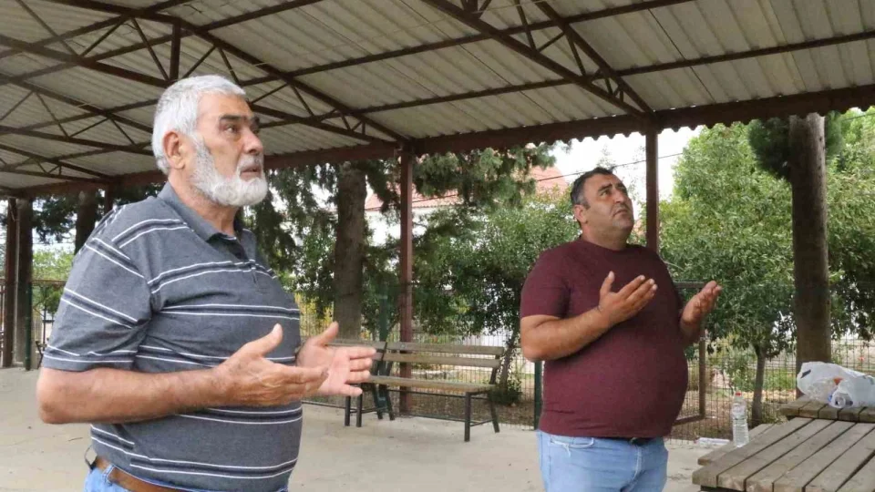Bu duvara bakan "Allah rahmet eylesin" diyor
