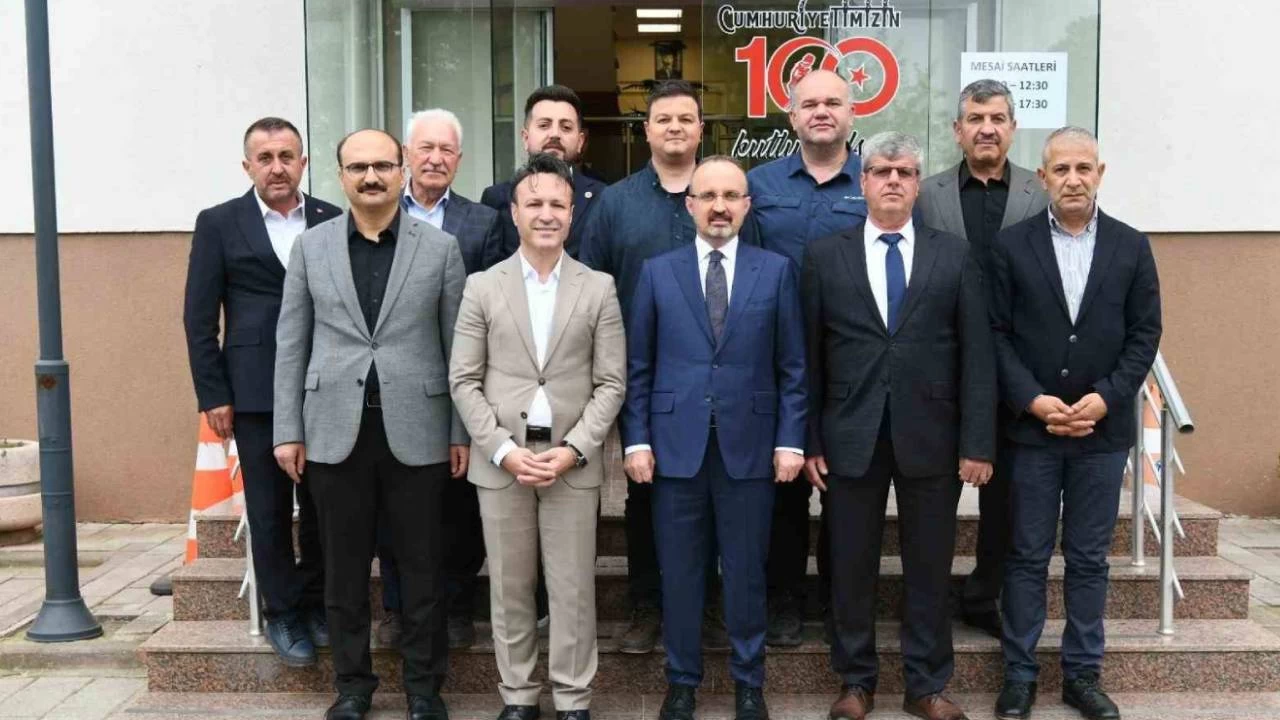 Bülent Turan: Biz hala Türkiye'yi yöneten partiyiz