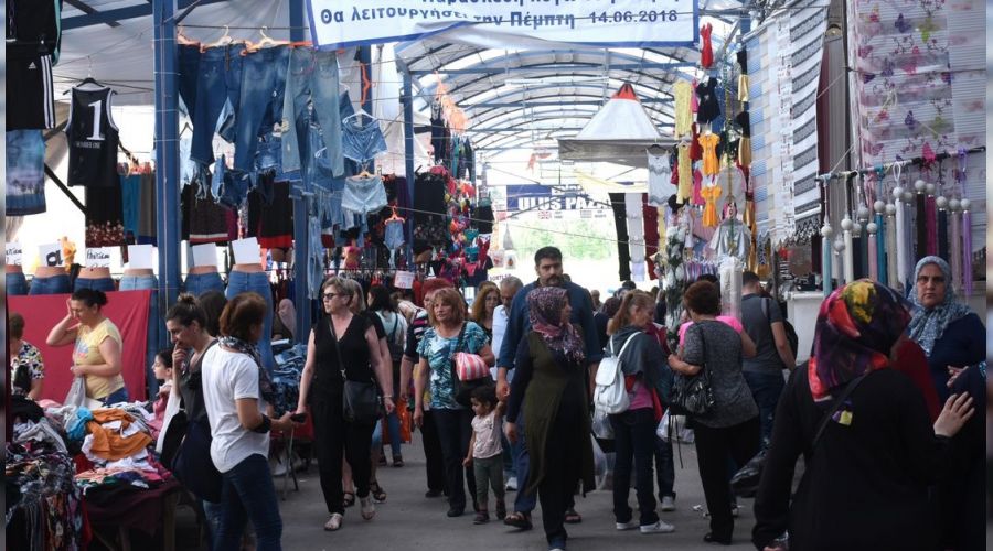 Bulgar vatandaşların alışveriş yarışı