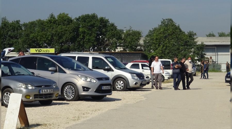 Bursa'n�n ikinci el pazar� cumartesi a��k