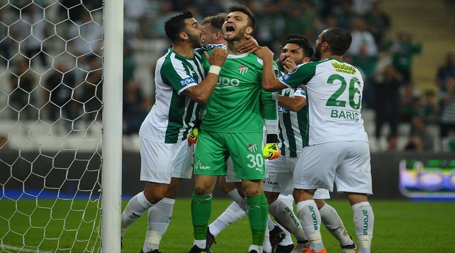 Bursalı kaleci artık Aslan'da
